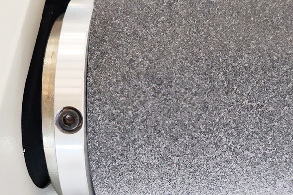 得馬F11高速裁切機臺面